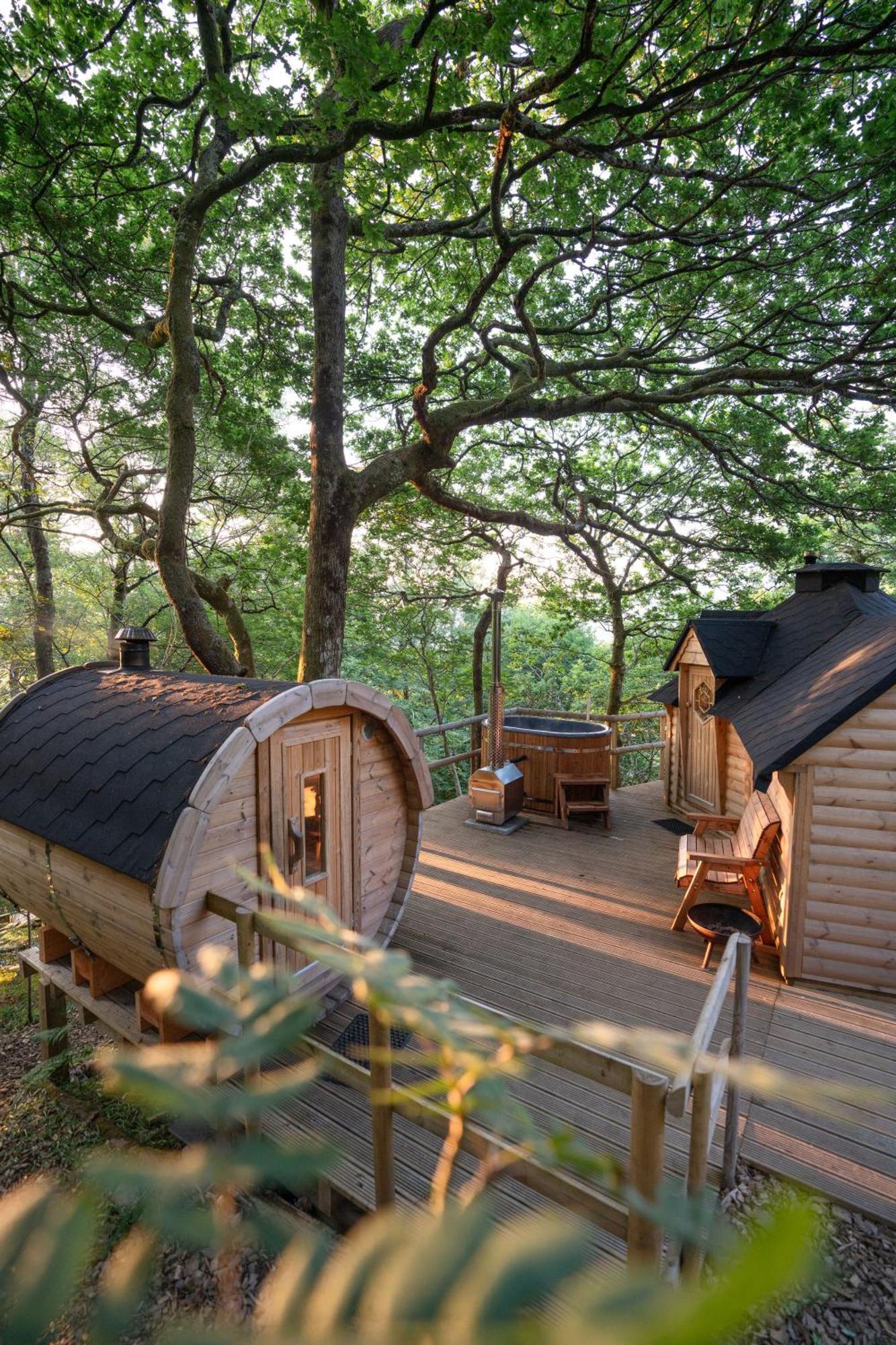 ברמאות' Chestnut Tree House With Hot Tub & Sauna מראה חיצוני תמונה