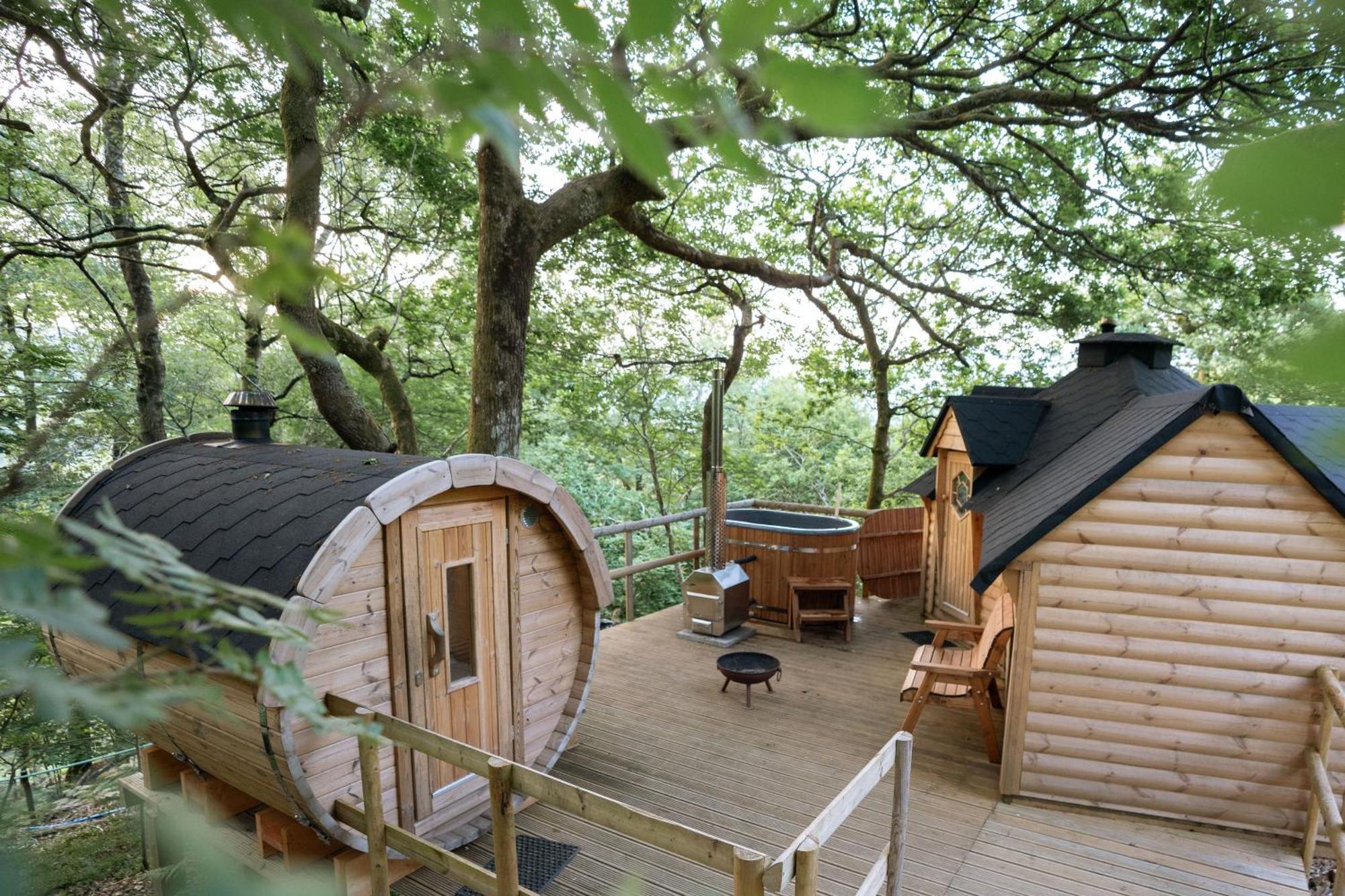 ברמאות' Chestnut Tree House With Hot Tub & Sauna מראה חיצוני תמונה